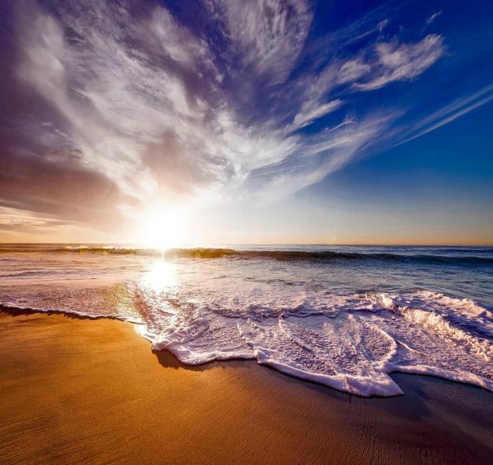 beach-g7577bd380_1920_0.jpg
