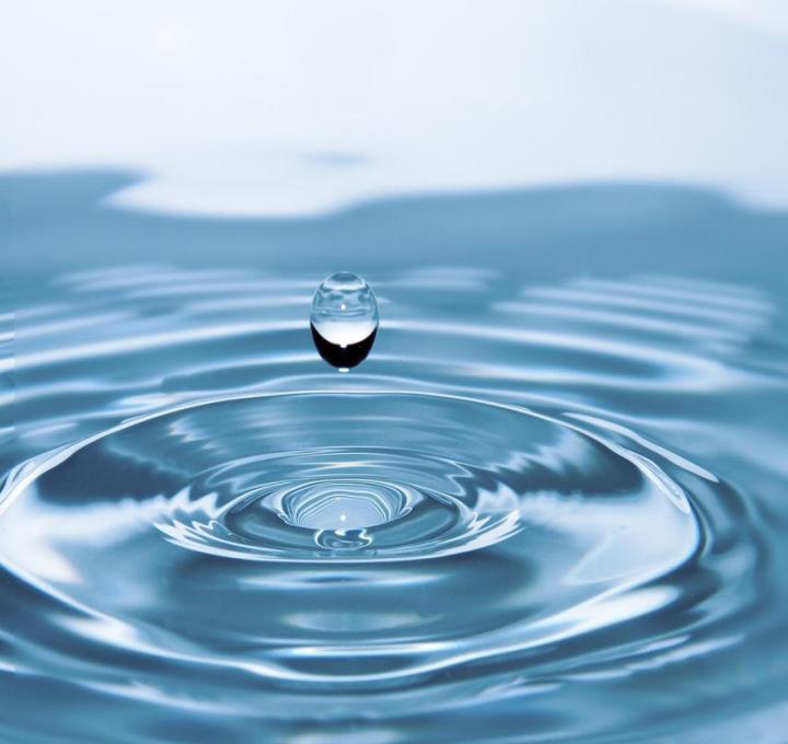 drop-of-water-578897_1920_0.jpg
