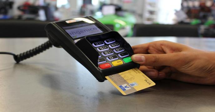 ec-cash-gde549aa0f_1920_0.jpg