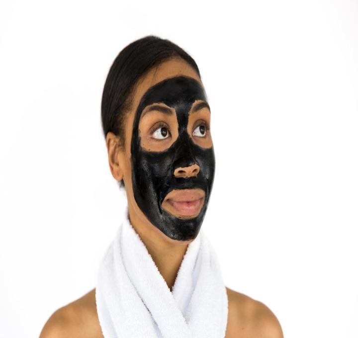 face-mask-2578428_1280_0.jpg