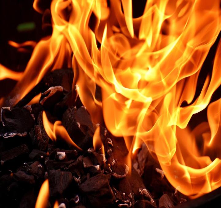 fire-2777580_1920_0.jpg