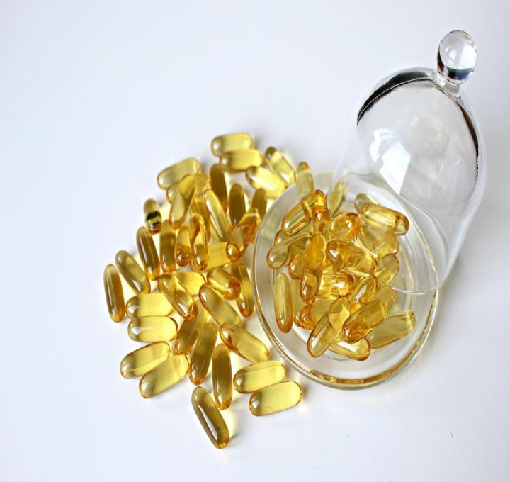 fish-oil-g25ca18f59_1920_0.jpg