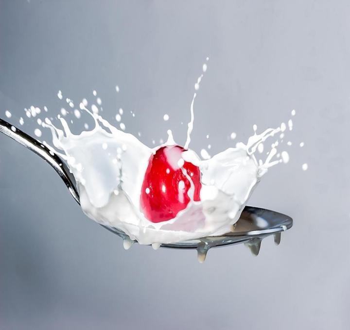 milk-splash-2064088_1920_0.jpg
