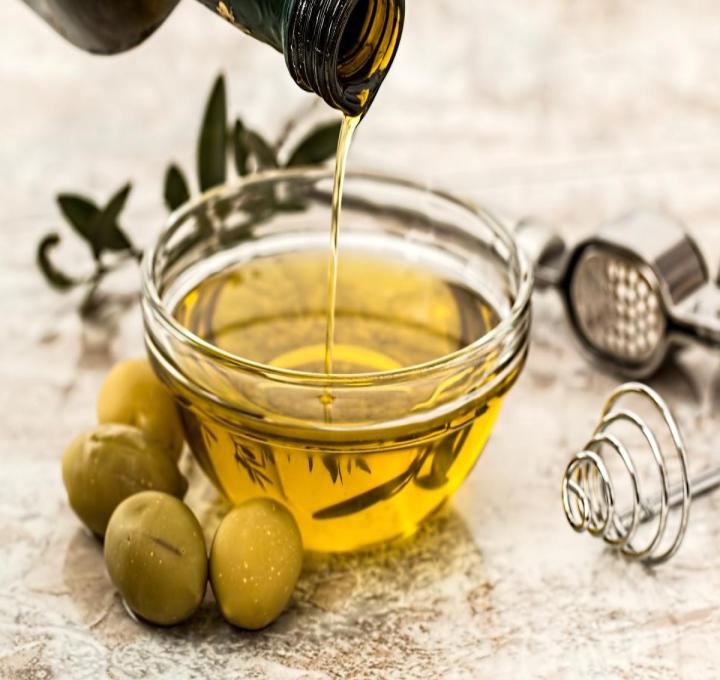 olive-oil-968657_1920_1_0.jpg
