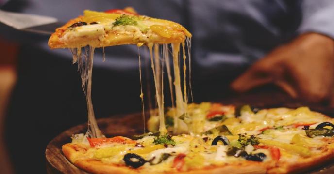 pizza-gacde50cbe_1920_0.jpg