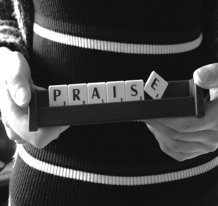 praise-1987229_1920_0.jpg