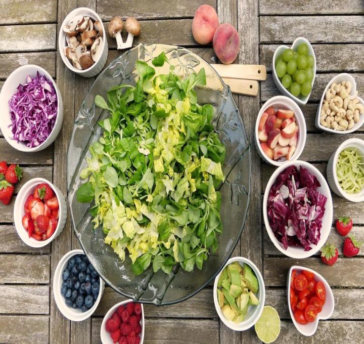 salad-g748f71472_1920_0.jpg