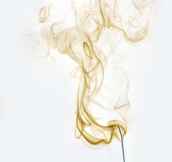 smoke-1830840_1920_0.jpg