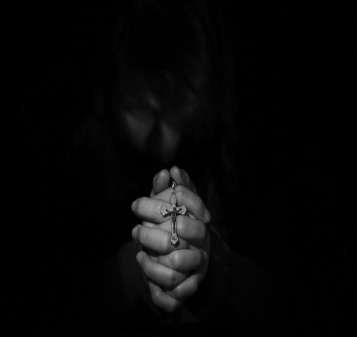 sorrow-g6513dcfa0_1920_0.jpg