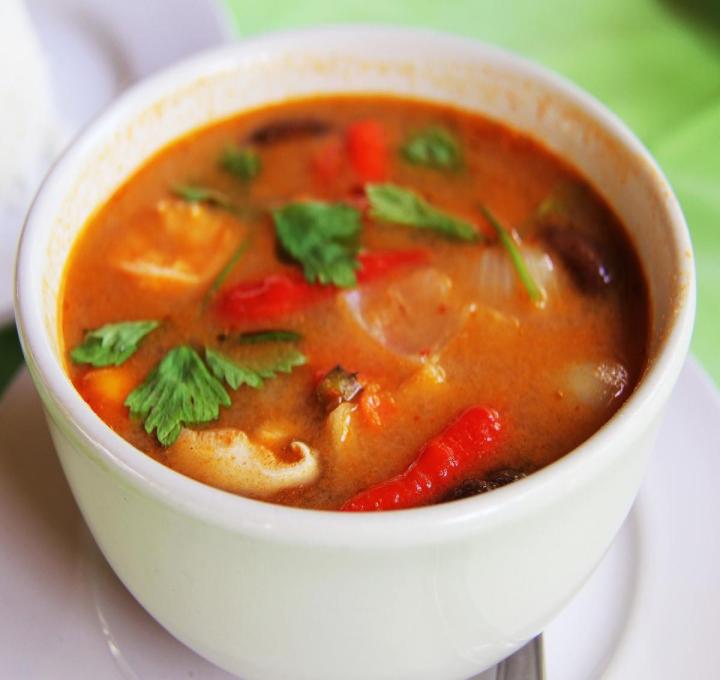 thai-curry-1736806_1920_0.jpg