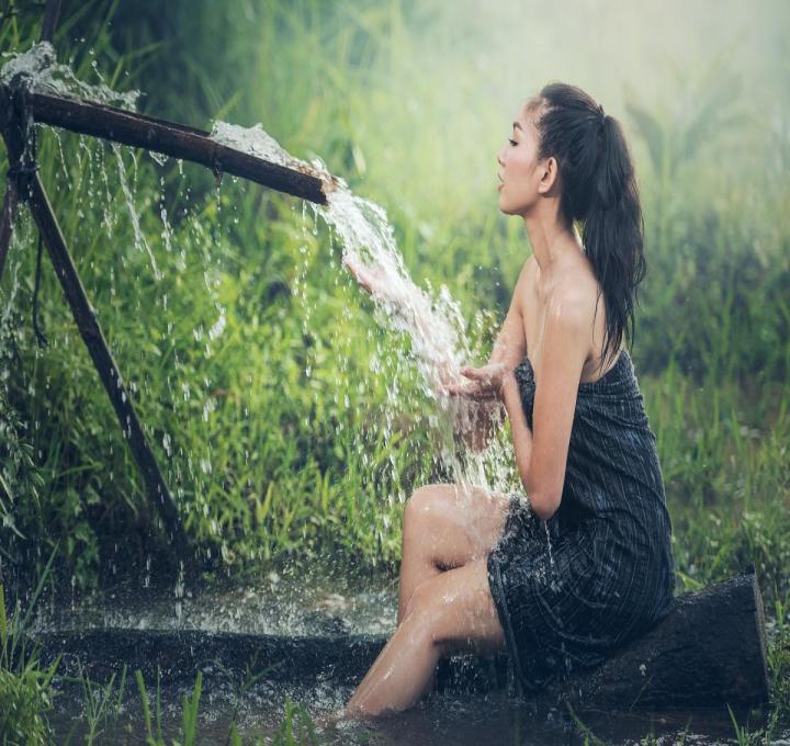 woman-1807499_1920_0.jpg
